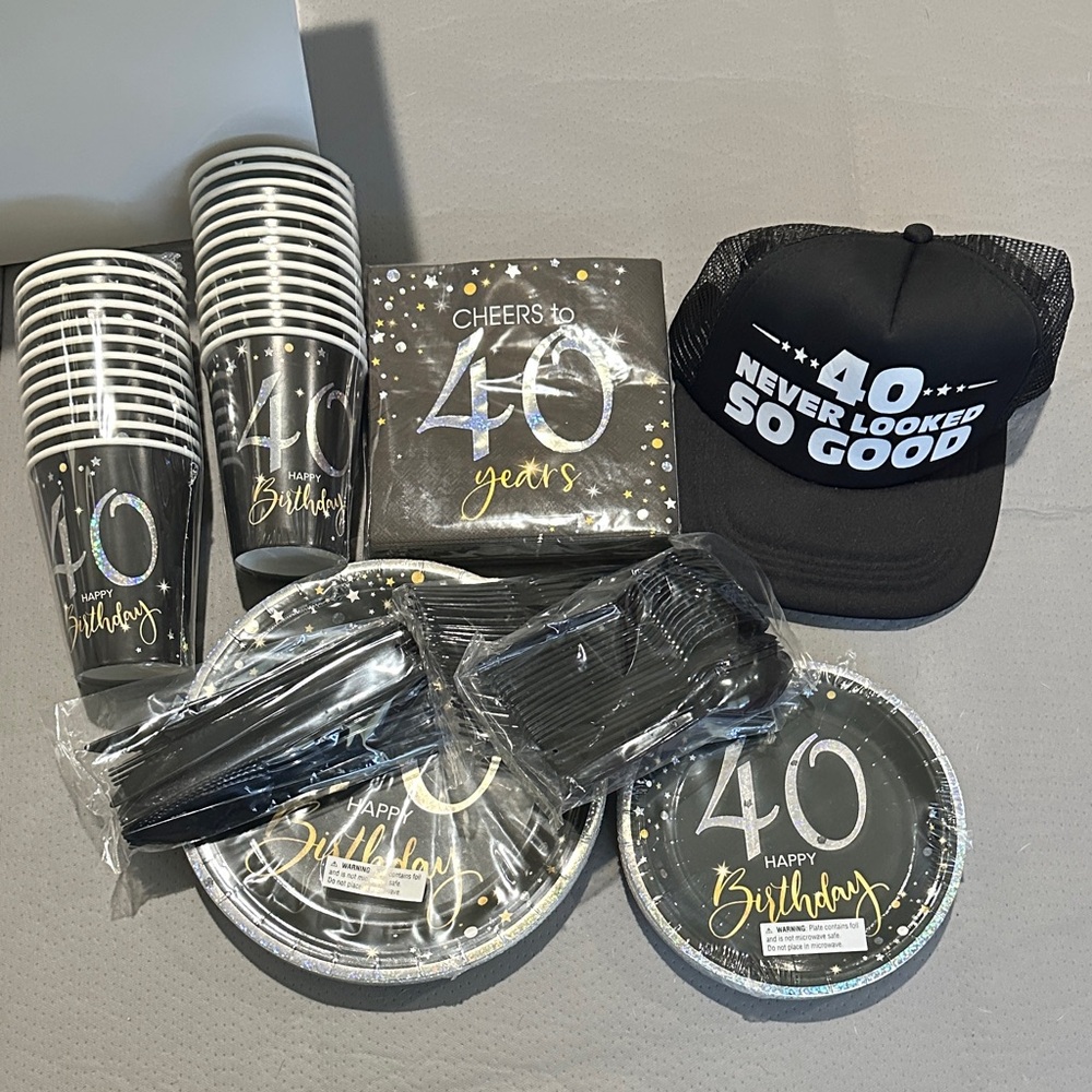 40th Birthday Party Supplies Set - Black and Gold